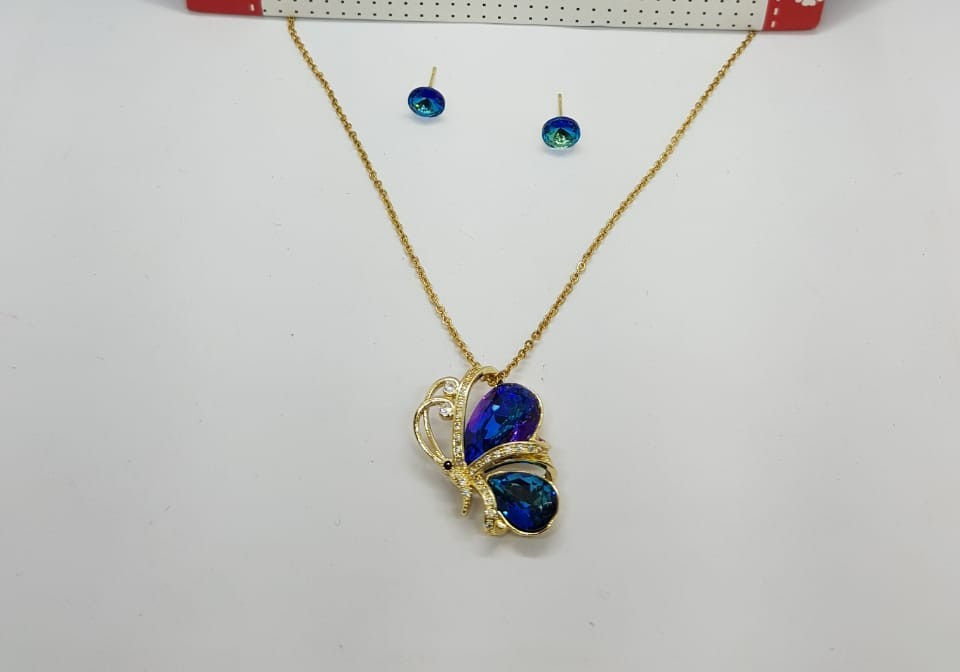 Miniatura: Más set de collares con sus aretes