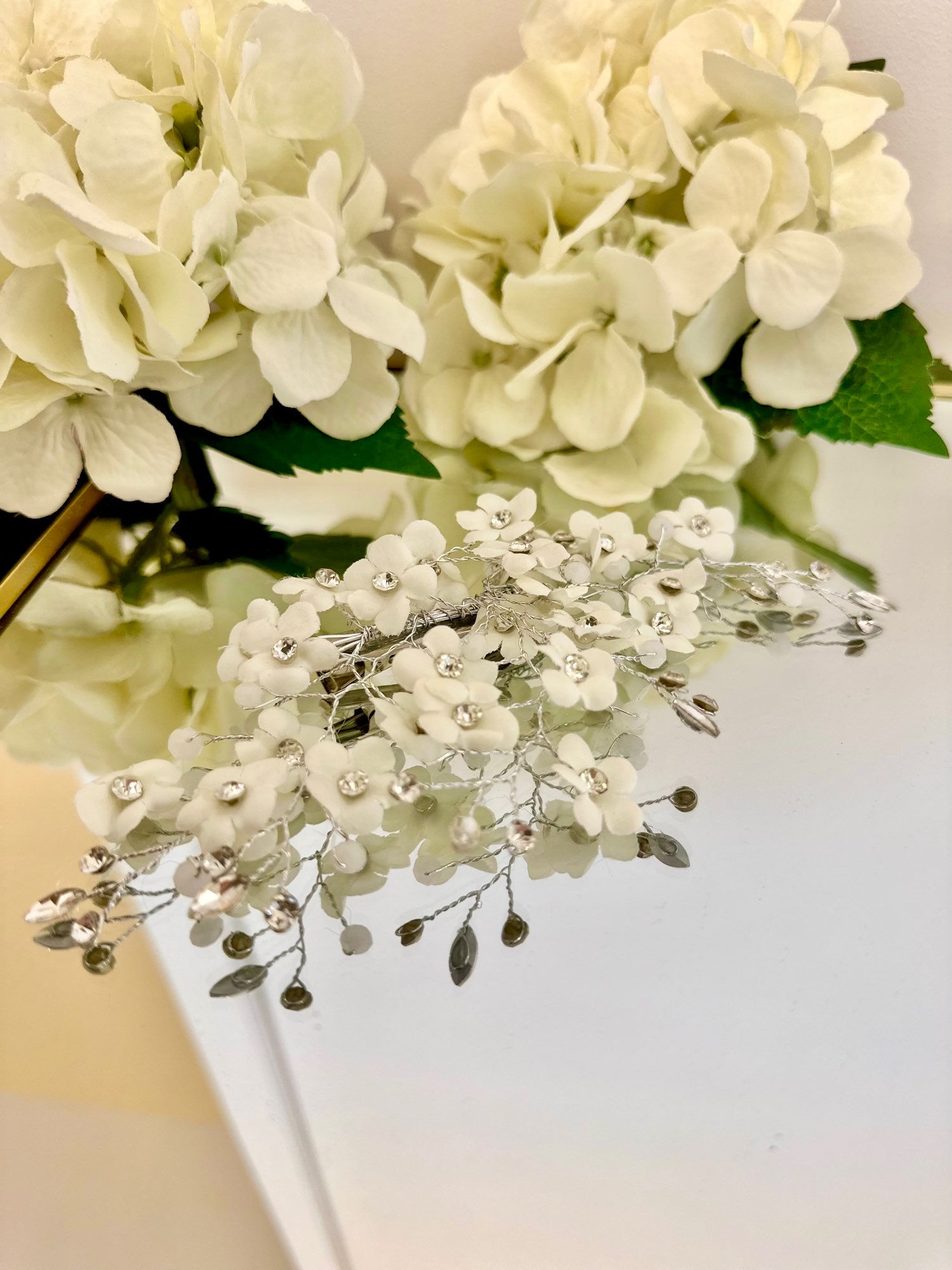 Floral wedding hair accessory