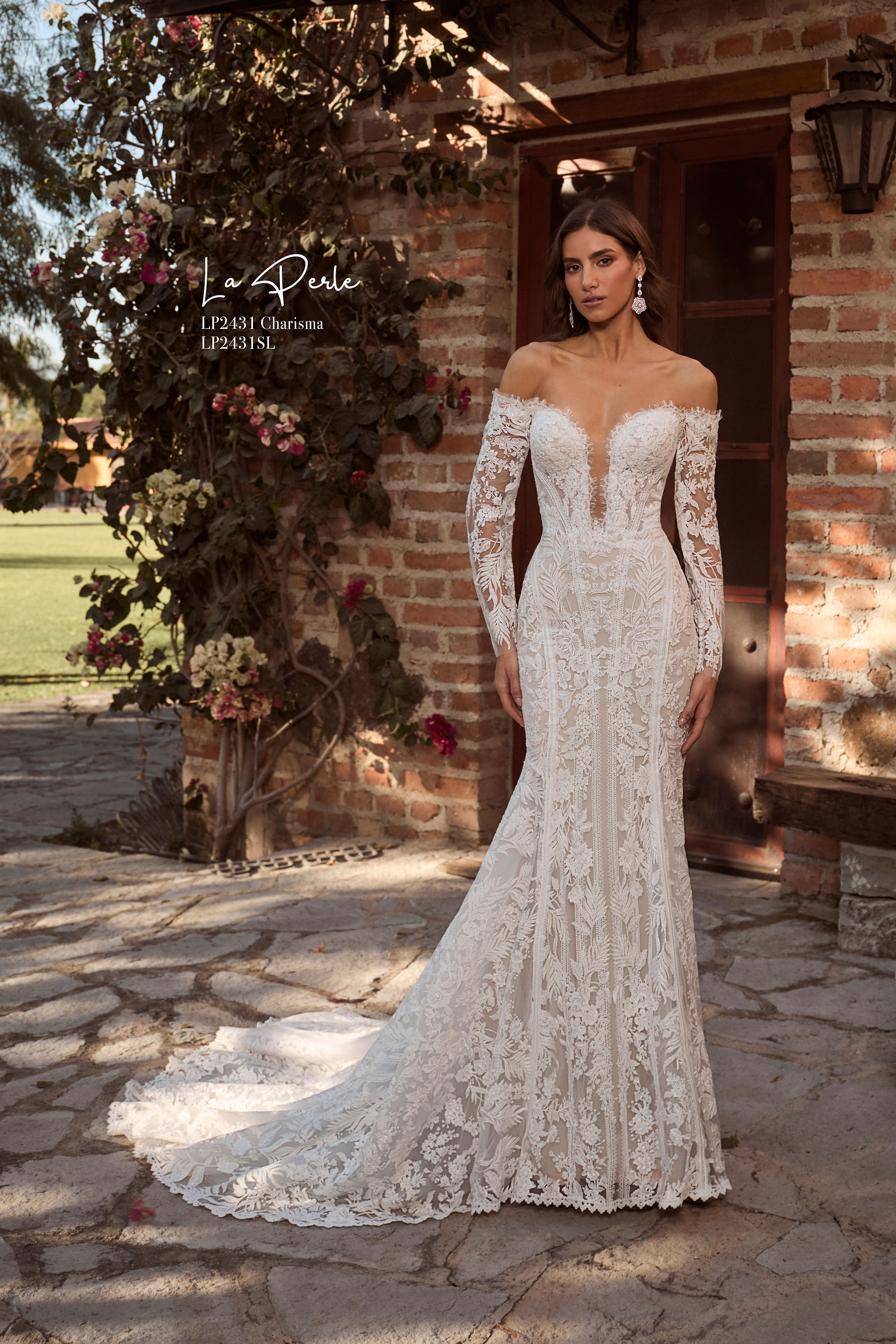 wedding dress with sleeves