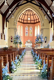 sea of blue ceremony decor