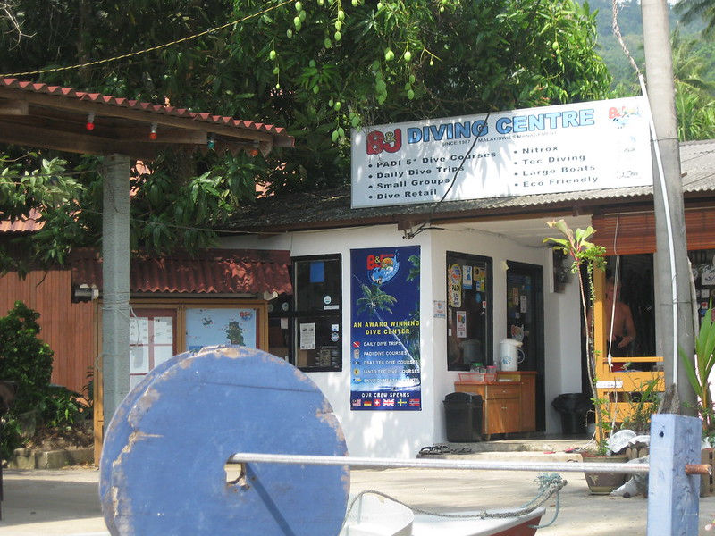 PADI centers: over 6,600 locations in 186 countries offering dive training, equipment rental, guided tours, and conservation programs for divers of all levels. One of them is B&J Diving Center, ABC, Tioman Island, located off the east coast of Peninsular Malaysia in the South China Sea. Photo: lawtonjm, Flickr