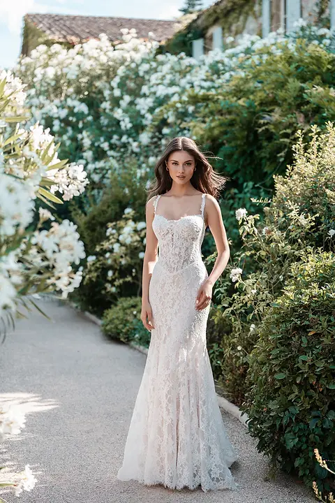 ivory almond wedding dress Off-the-Rack - Allure A1316 Size 18 Ivory/Champagne/Nude/Almond collection:workwear-bottoms