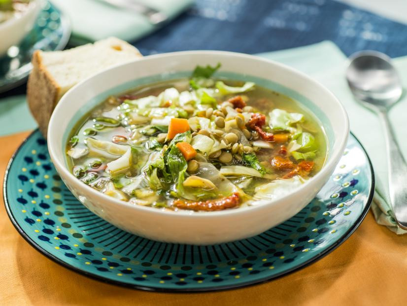 slow cooker mediterranean lentil soup