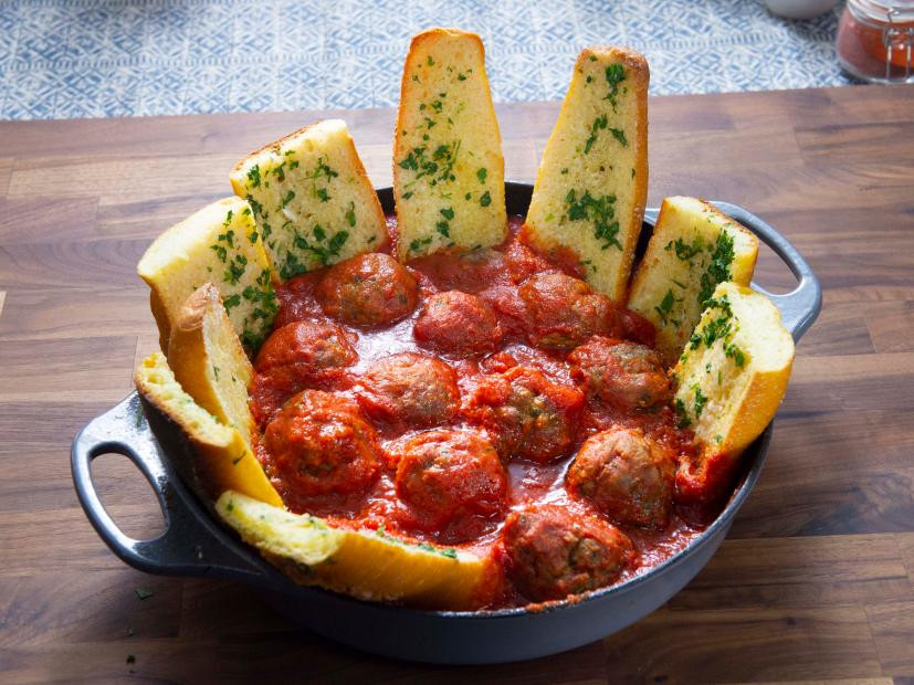 Roasted Meatballs with Garlic Bread recipe