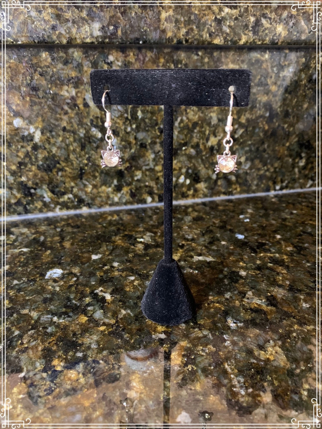 Clear Eyed Cat Earrings