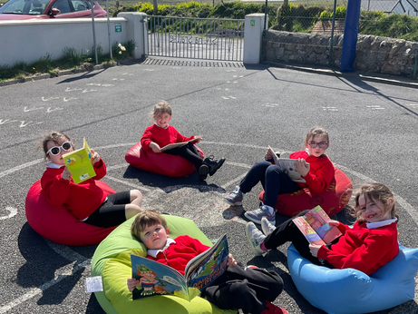 Junior Room DEAR time in the sun!