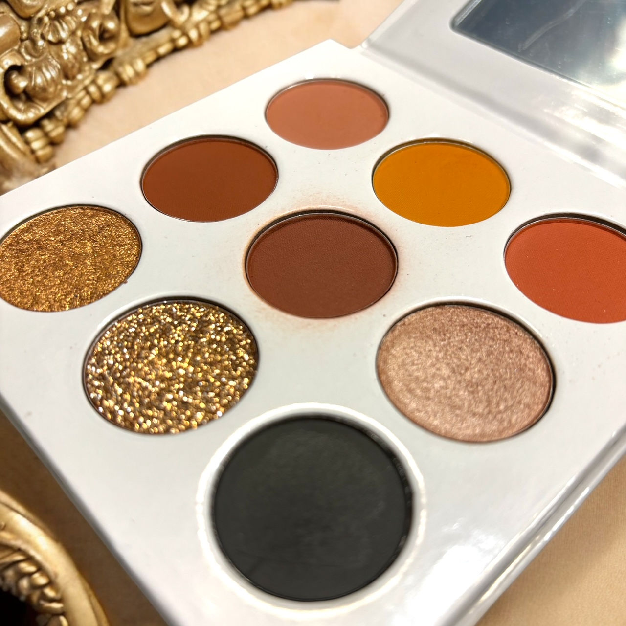 "Her Excellency" Palette