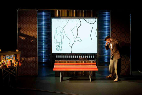 Motus et bouche cousue. Texte d'Anne-Marie Collin.
Le Petit Théâtre Loncin-Collin.