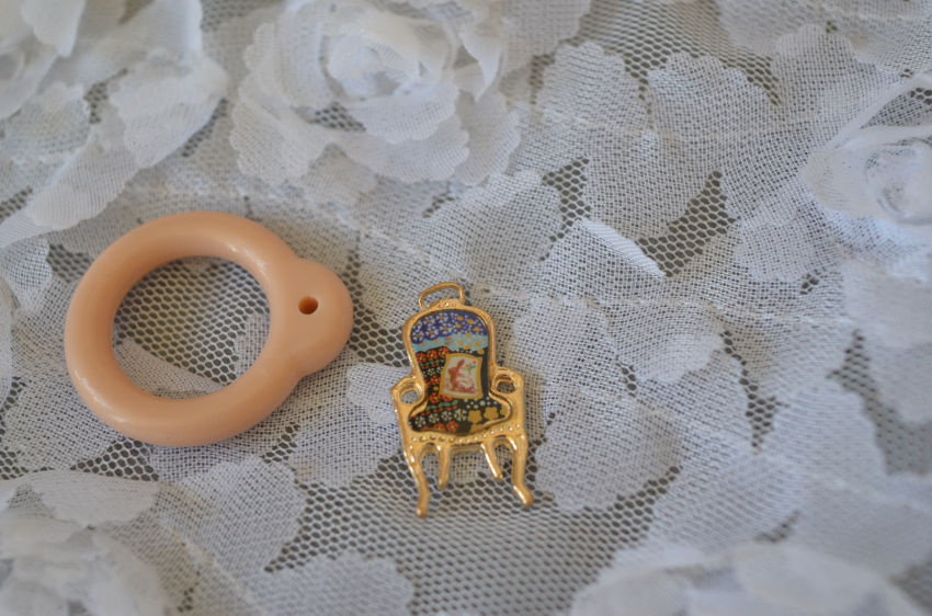 Thumbnail: Blythe pull ring noble metal little chair