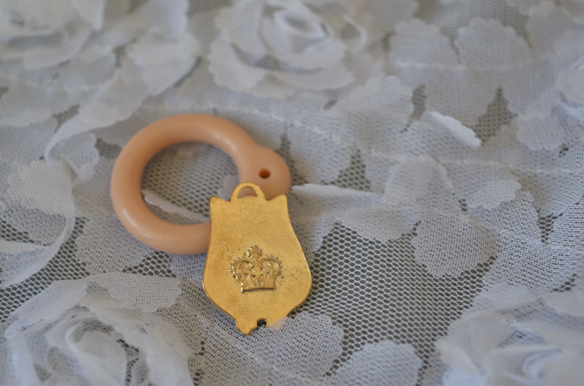 Thumbnail: Blythe pull ring noble metal little owl