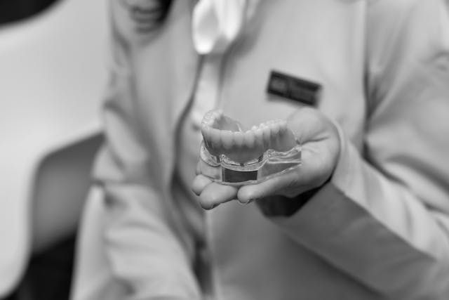 Do Aligners Like Invisalign Hurt?