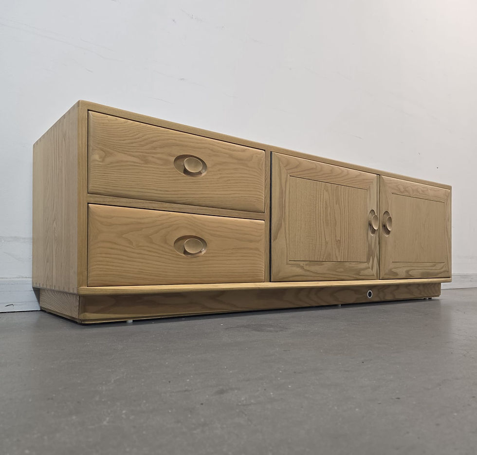Thumbnail: Ercol Windsor Wide IR TV Unit