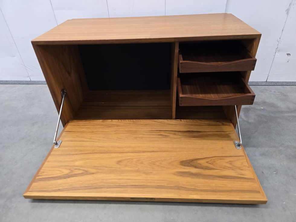 Thumbnail: Poul Cadovius Royal System Cado Modular Wall Units