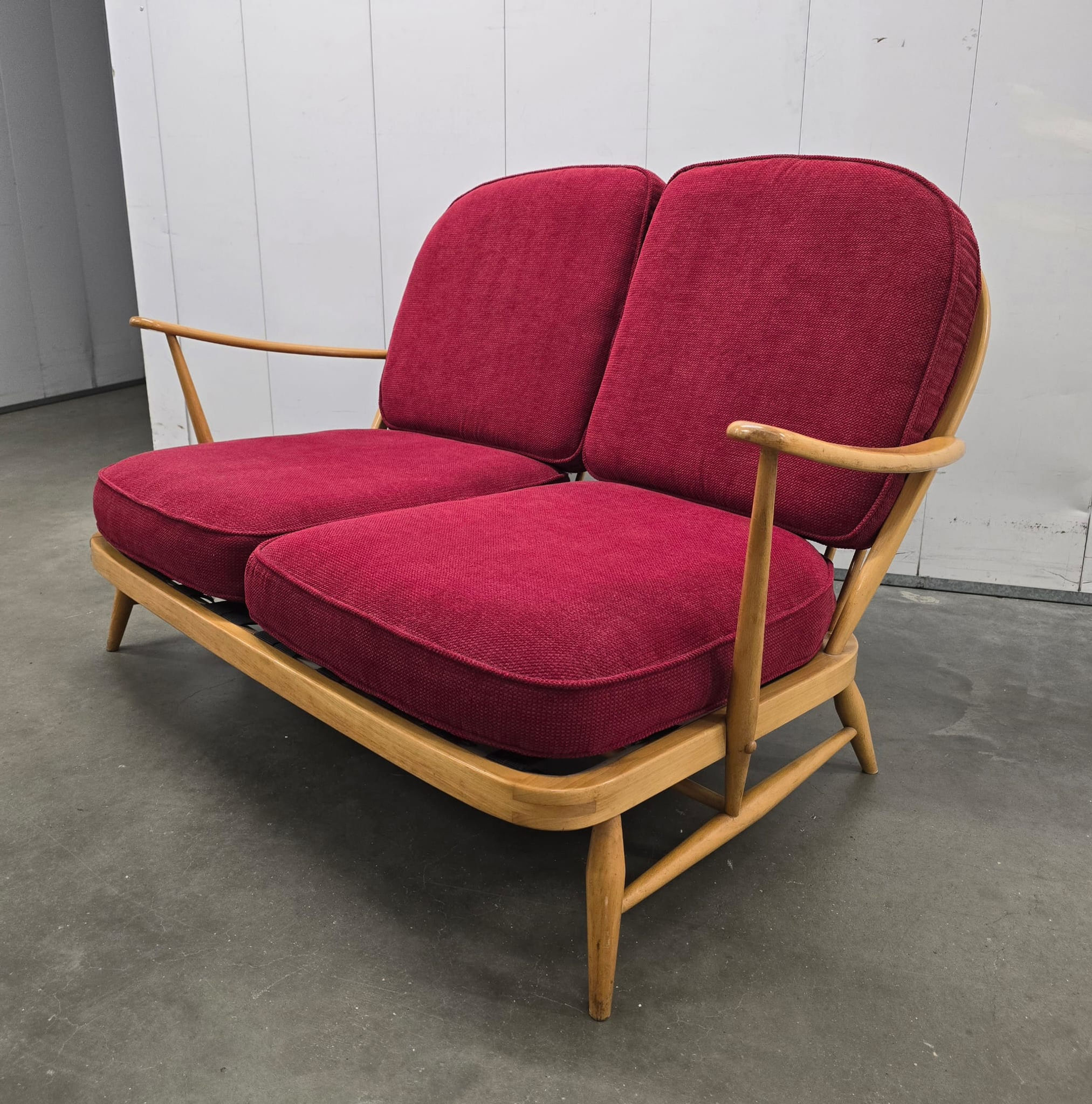 Ercol Windsor 203/2 Two Seater Sofa
