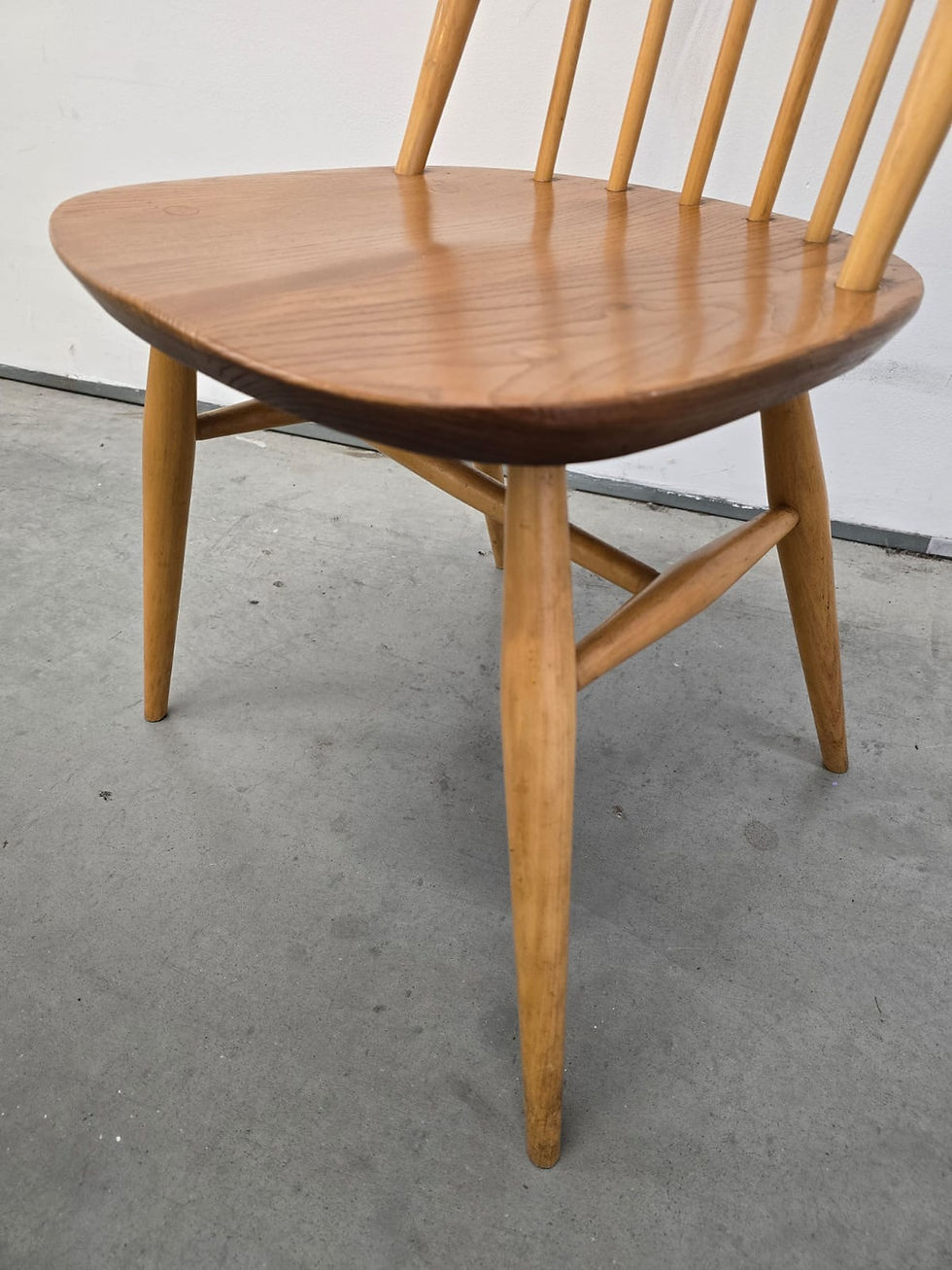 Thumbnail: Ercol Windsor 365 Quaker Dining Chairs