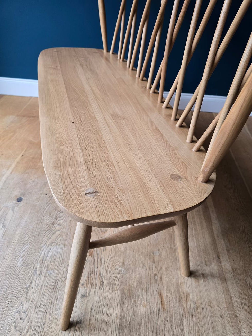 Thumbnail: Ercol Chiltern Loveseat Bench