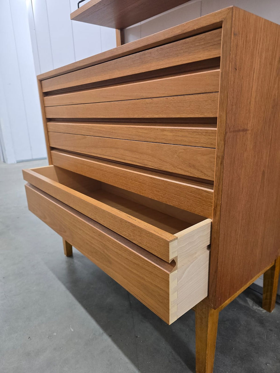 Thumbnail: Poul Cadovius PS Danish Wall System