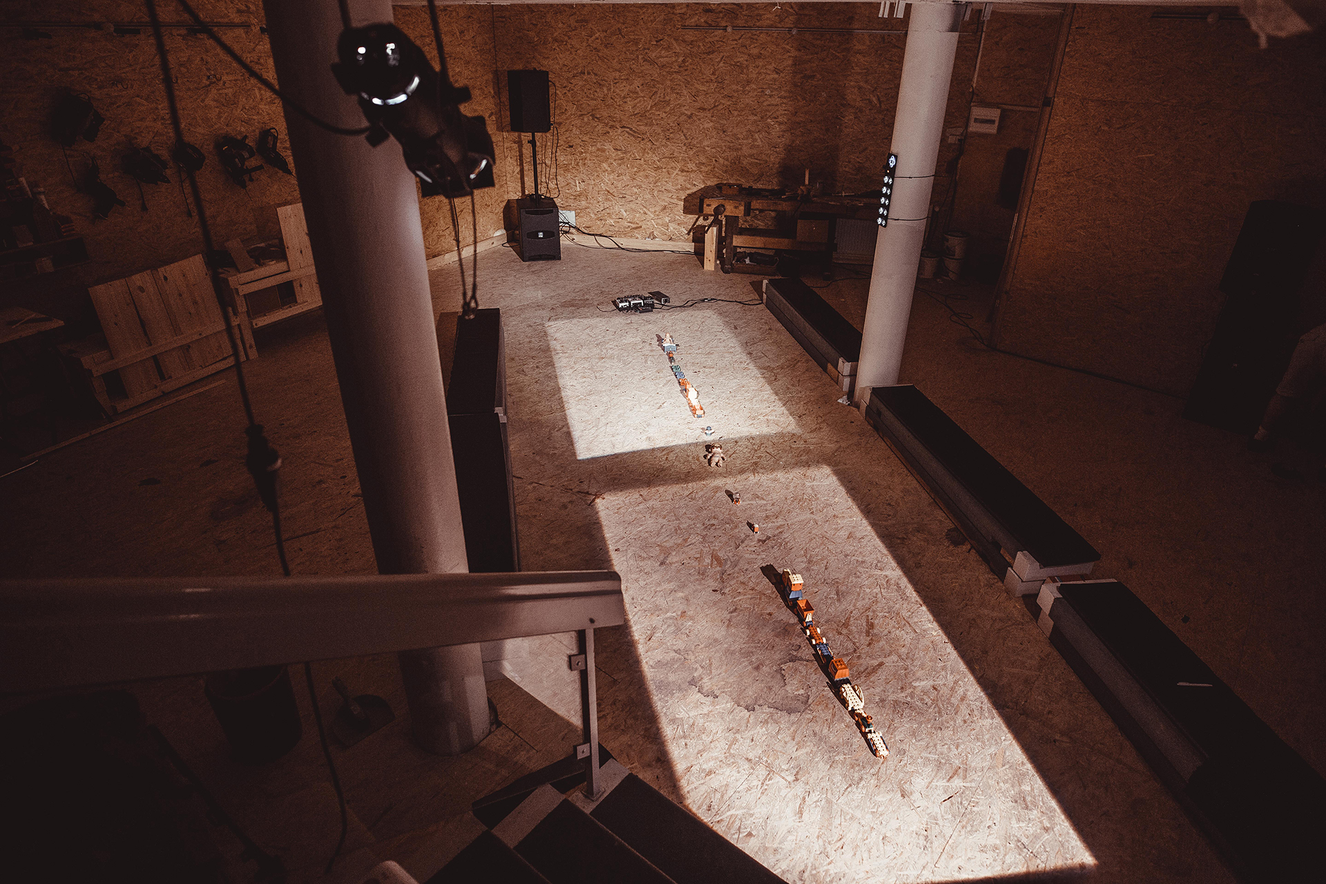 1_ElektTrAktions_act2_9_juni_2018_holzwerk_bühne