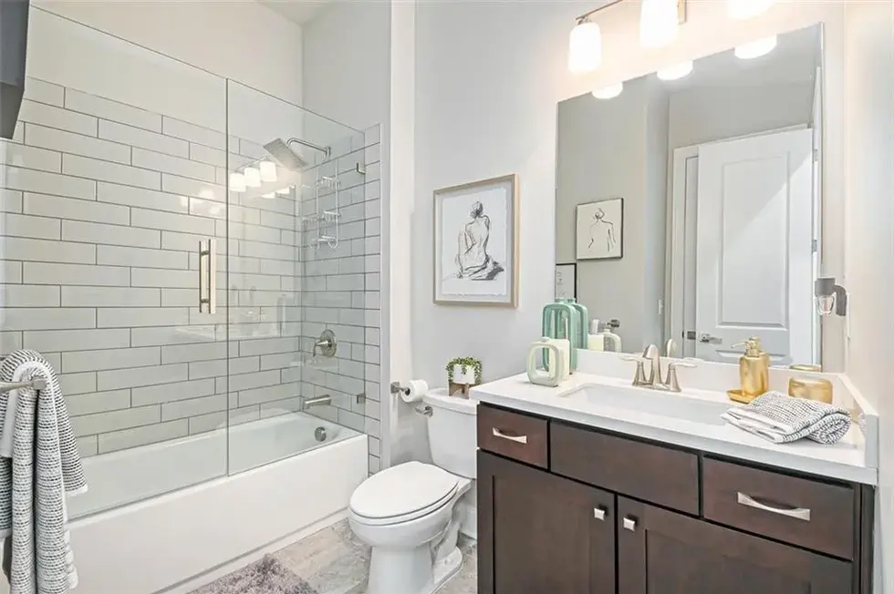 ece8575df18118583dbe27b1922dc5fel-m3774761077rd-w1280_h960