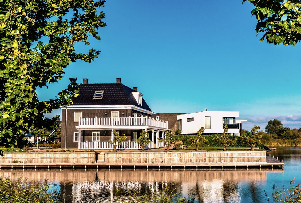 House on the Water_edited_edited.jpg