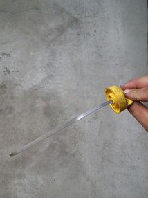 What Oil Should I Put in My Lawn Mower? Engine Oil for Lawnmowers Guide