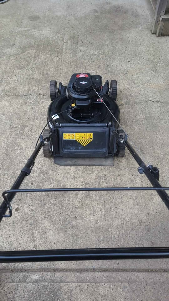 Lawn mower operator's viewpoint