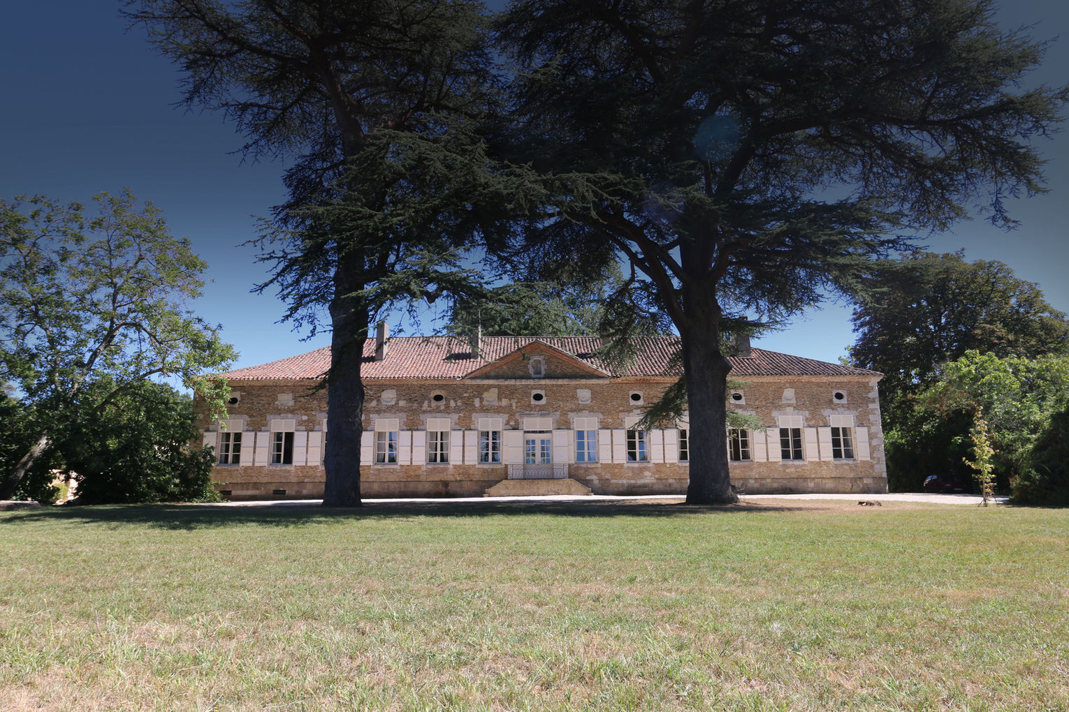 Chateau-Saint-Amand-Simply-Gascony.jpg