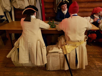 cabaret du fort rouge soldats.jpeg