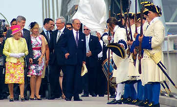 reine et soldats.jpeg