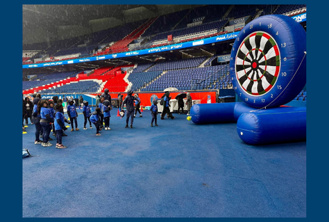 Target in PSG stadium