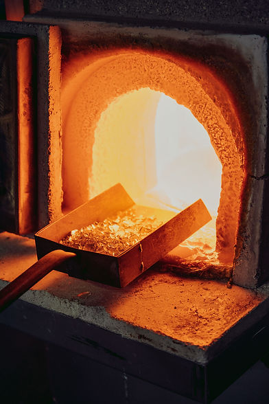 JanikaKarttunen_Glassblowing_7_WEB.jpg