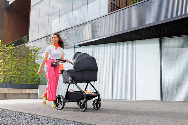 Прев'ю: Універсальна коляска 2в1 Kinderkraft Nea Midnight Black