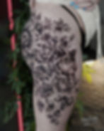 Fine-Line-Flower-Lion-Uppe-Leg-Girl-Tattoo