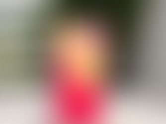 Pinke Limonade mit Zitrone