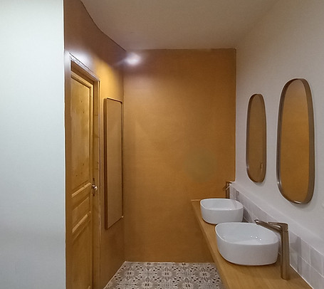 20240325_002229 v2.jpg