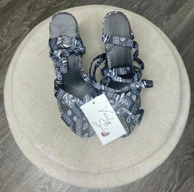 Thumbnail: SOLD OUT Sexy Girl Tie Up Heel 