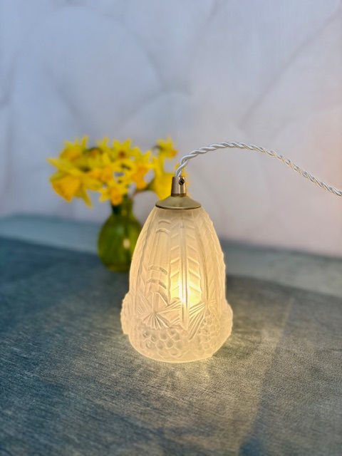 Miniature : Baladeuse vintage réalisée avec une merveilleuse tulipe art déco 1930 authentique