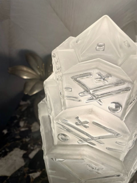 Miniature : globe skyscraper building