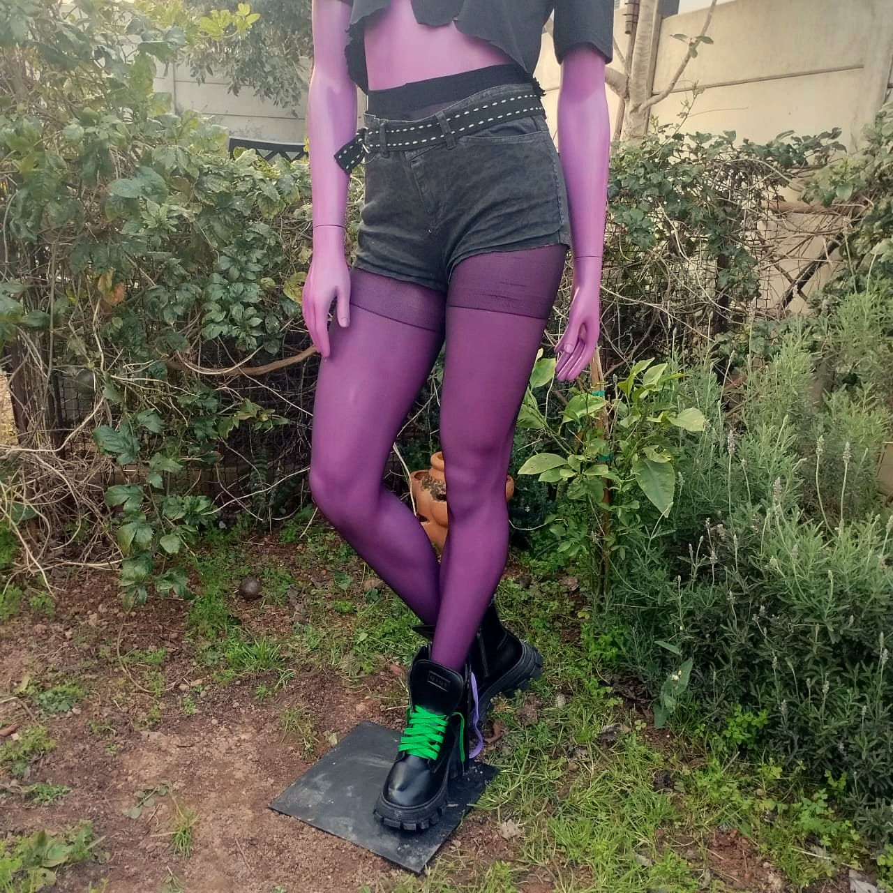 Stockings – Pull-Tear Design