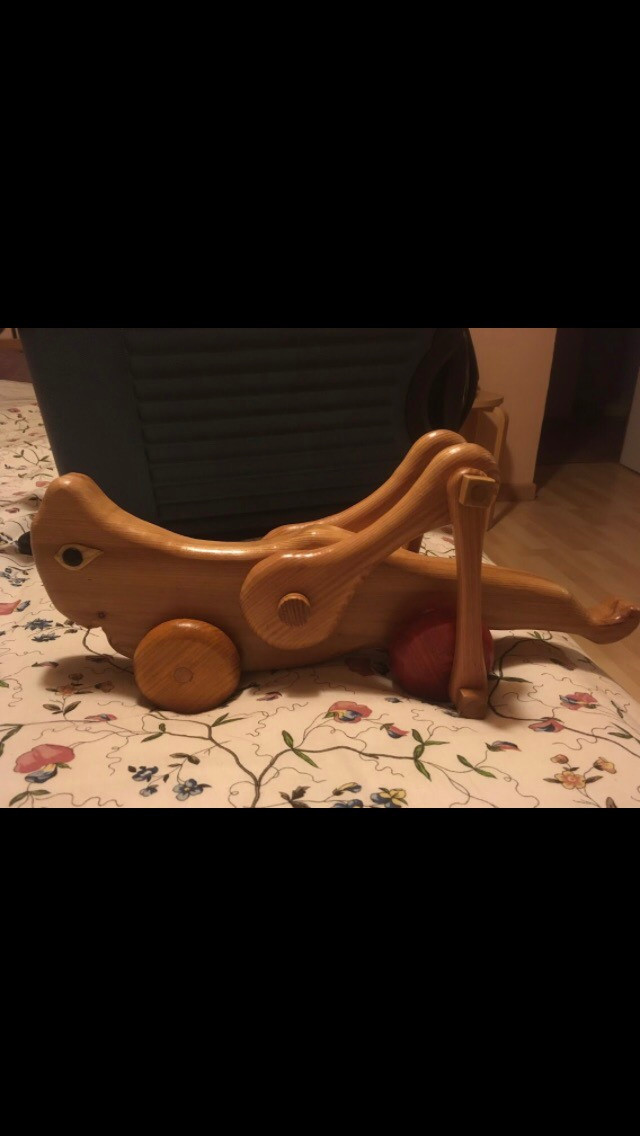 Miniature : Sauterelle en bois 