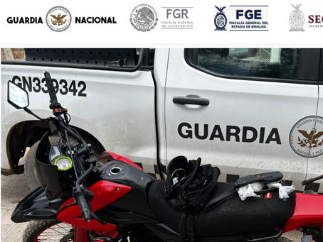 En Culiacán, Grupo Interinstitucional asegura dosis de cristal y cocaína, además de una motocicleta