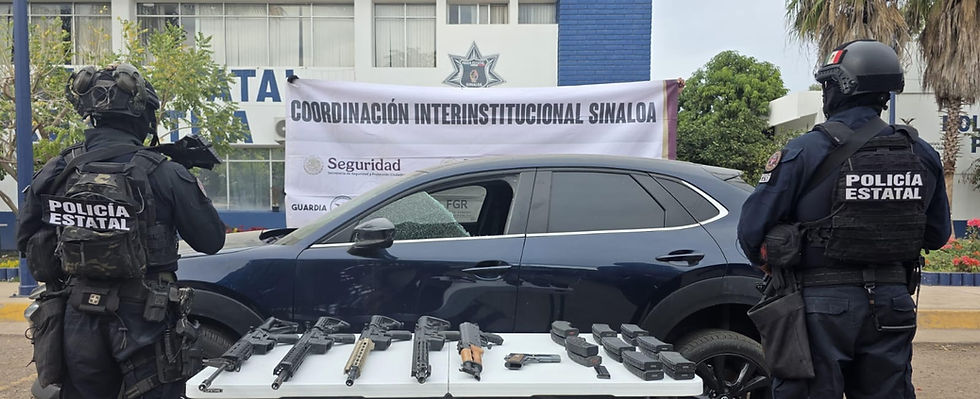 Grupo Interinstitucional asegura vehículo con armamento en Culiacán