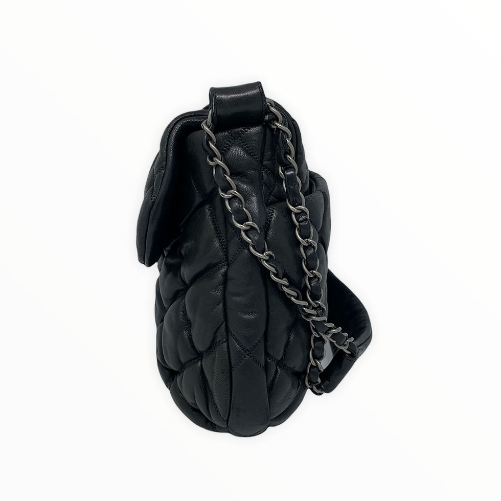 Thumbnail: Chanel Black Quilted Lambskin Bubble Shoulder Bag Medium