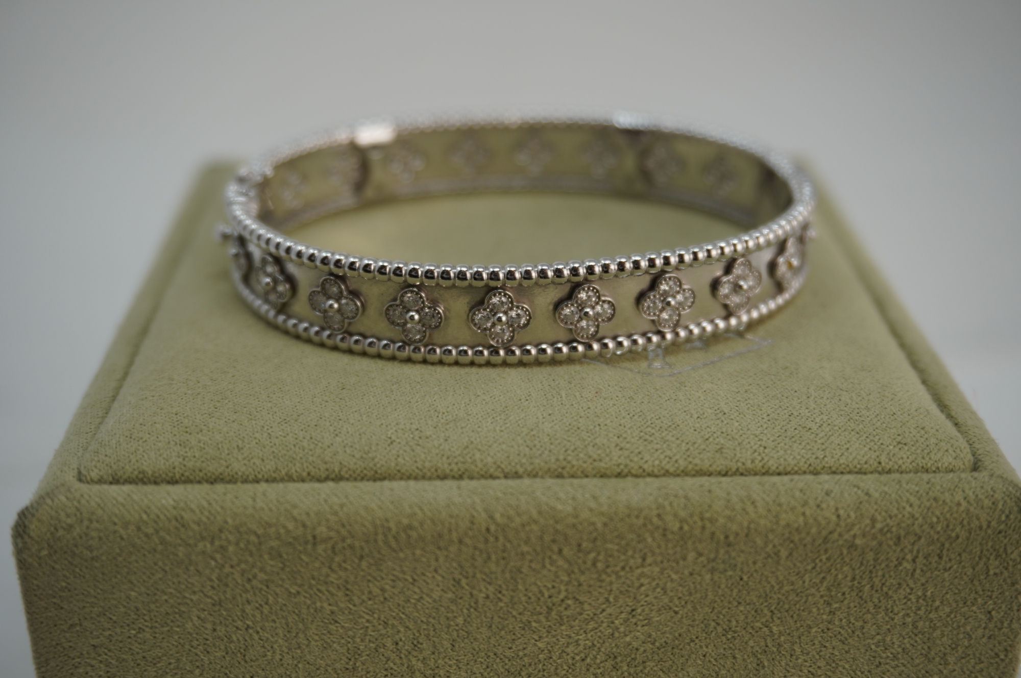 Van Cleef & Arpels Vintage Alhambra Bracelet 18K White Gold Diamond