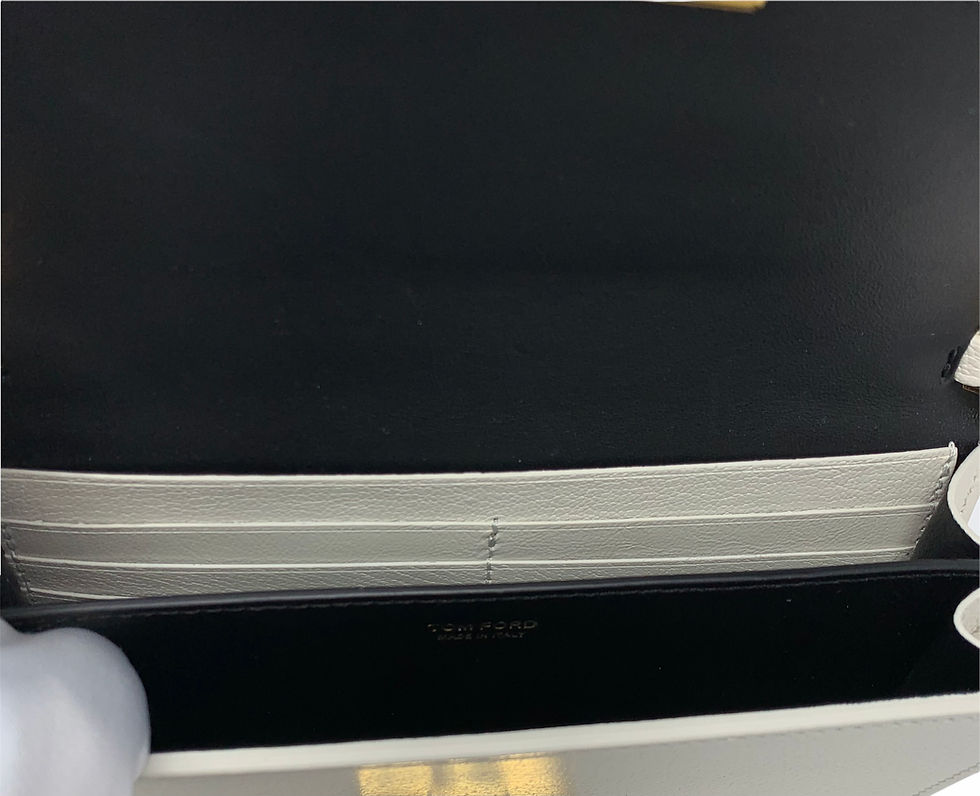 Thumbnail: Tom Ford Cream Leather T-Clasp Shoulder Bag