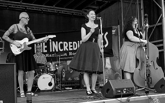 in concert_edited.jpg