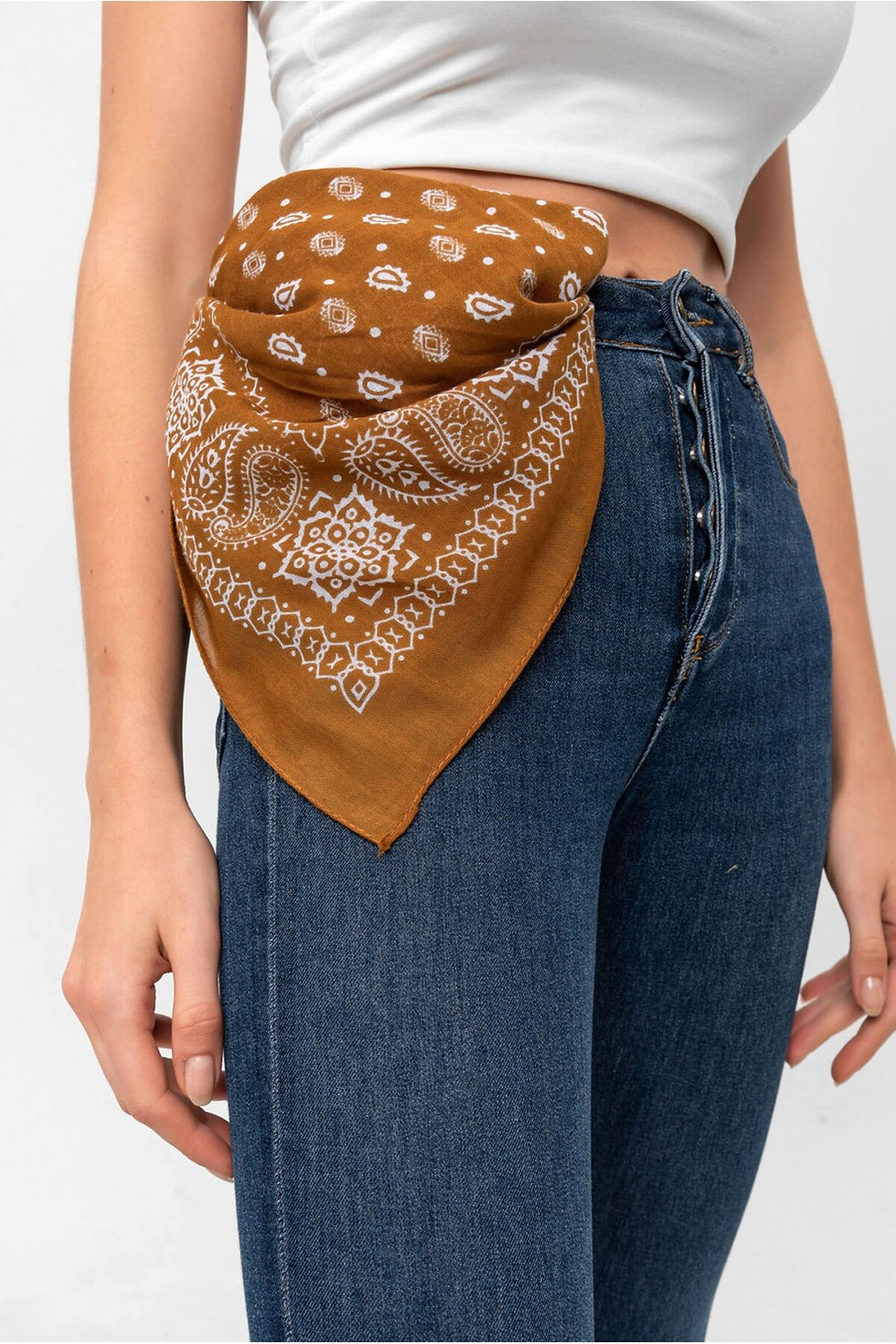 Küçük resim: Kahverengi Beyaz Paisley Desenli Bandana