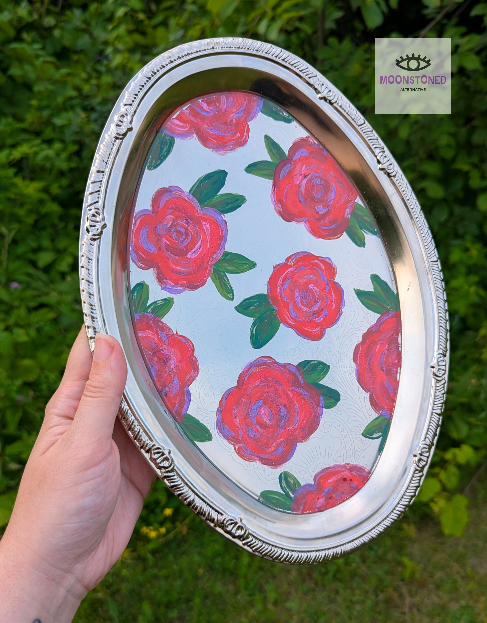 Main view of the Red Rose Vintage Style Rolling Tray with hand for sizing