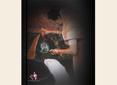 ShreeNathji leela: “Lalan" Darshans sakshatkar at Shri Girirajji Mukharwind