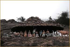 Shree Krishn only with one hand lifted the Govardhan parvat, like an umbrella